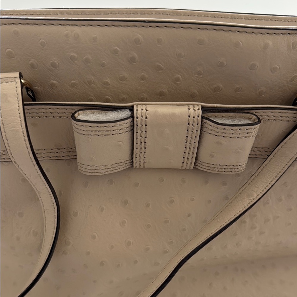 Elegant Kate Spade Cream Tote Bag - Picture 5 of 7